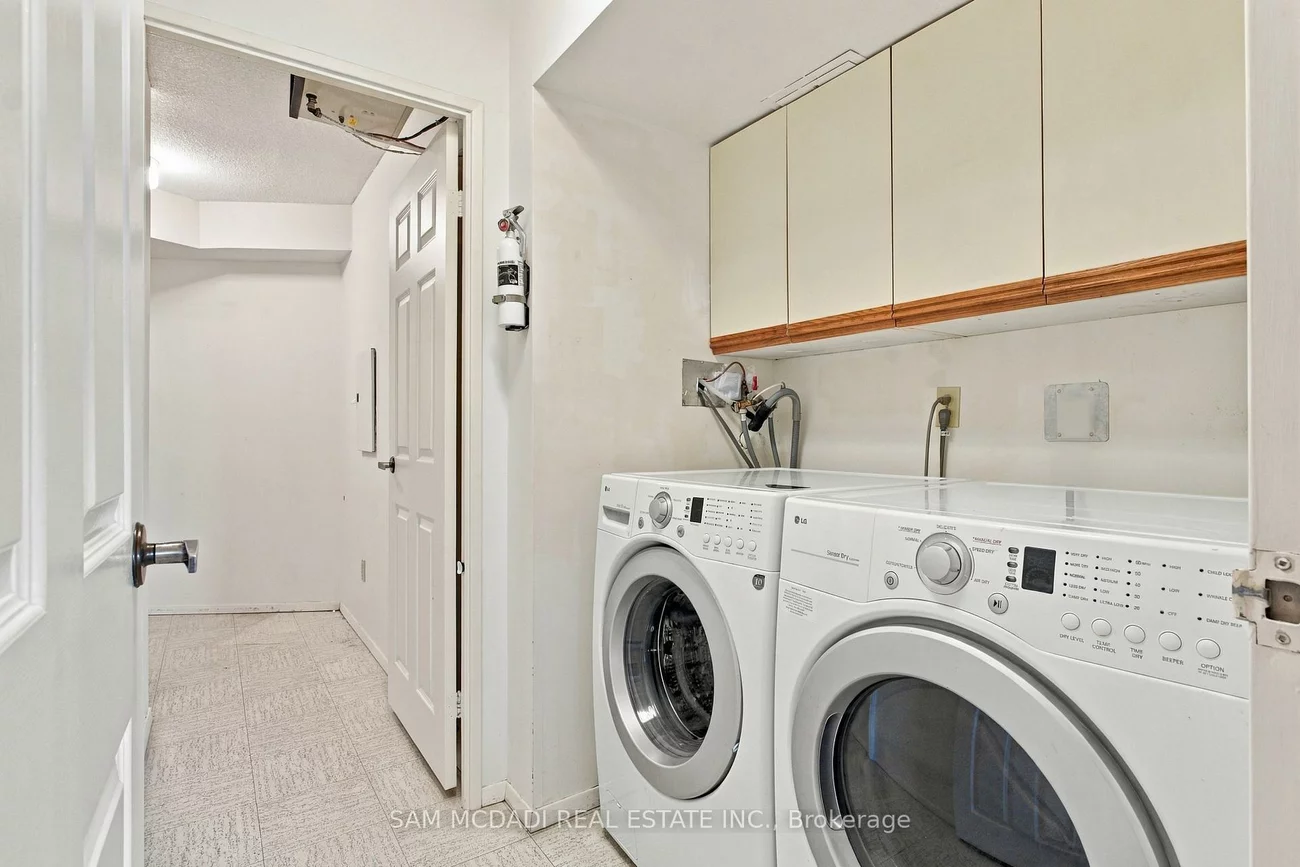 2000, Islington, Kingsview Village-The Westway, Toronto