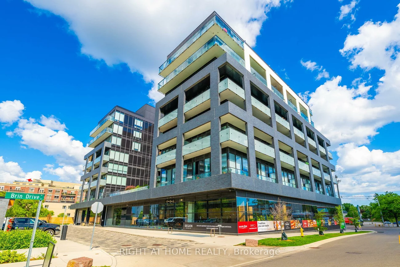 4208, Dundas, Edenbridge-Humber Valley, Toronto