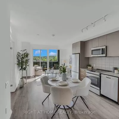 4208, Dundas, Edenbridge-Humber Valley, Toronto