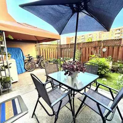 2645, Jane, Glenfield-Jane Heights, Toronto