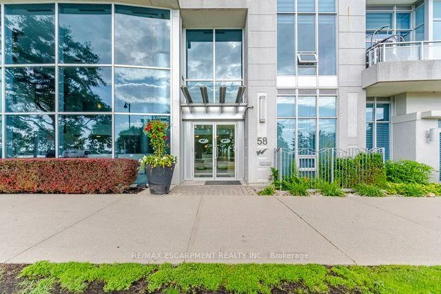 58, MARINE PARADE, Mimico, Toronto