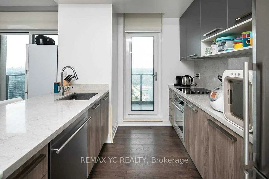 36, Park Lawn, Mimico, Toronto