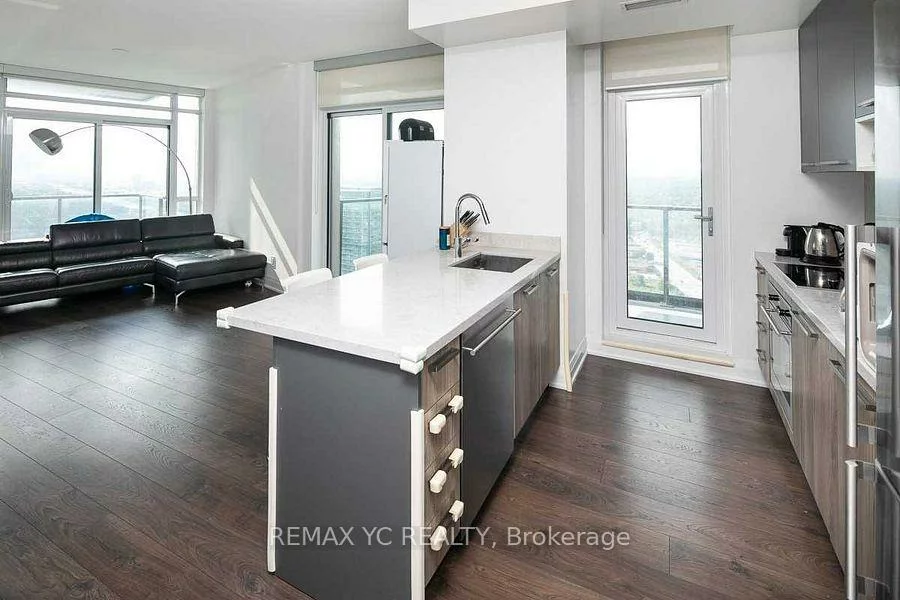 36, Park Lawn, Mimico, Toronto