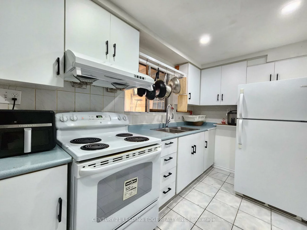 203, Lotherton, Yorkdale-Glen Park, Toronto