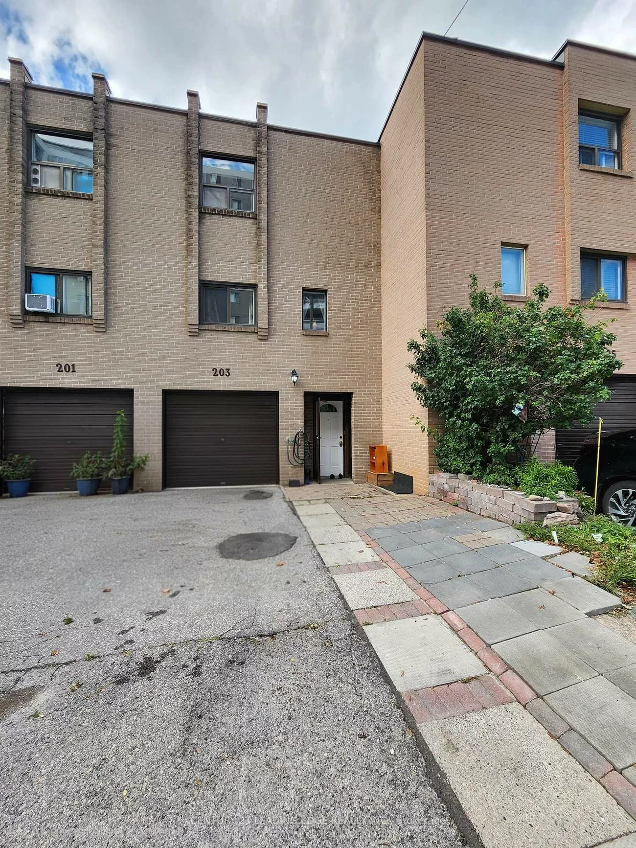 203, Lotherton, Yorkdale-Glen Park, Toronto