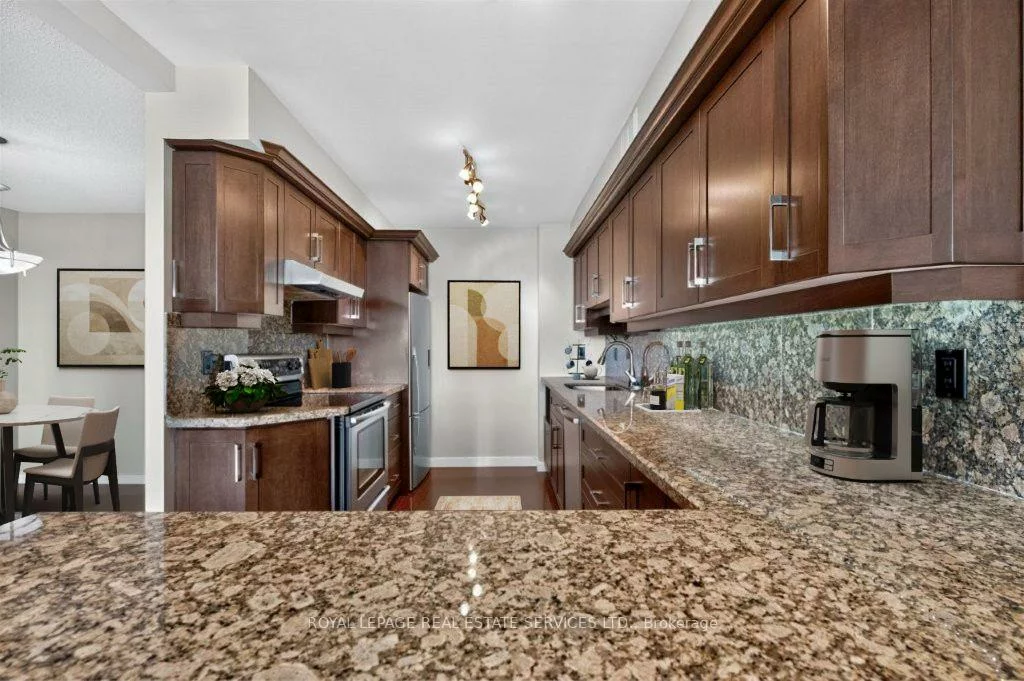1320, Islington, Islington-City Centre West, Toronto