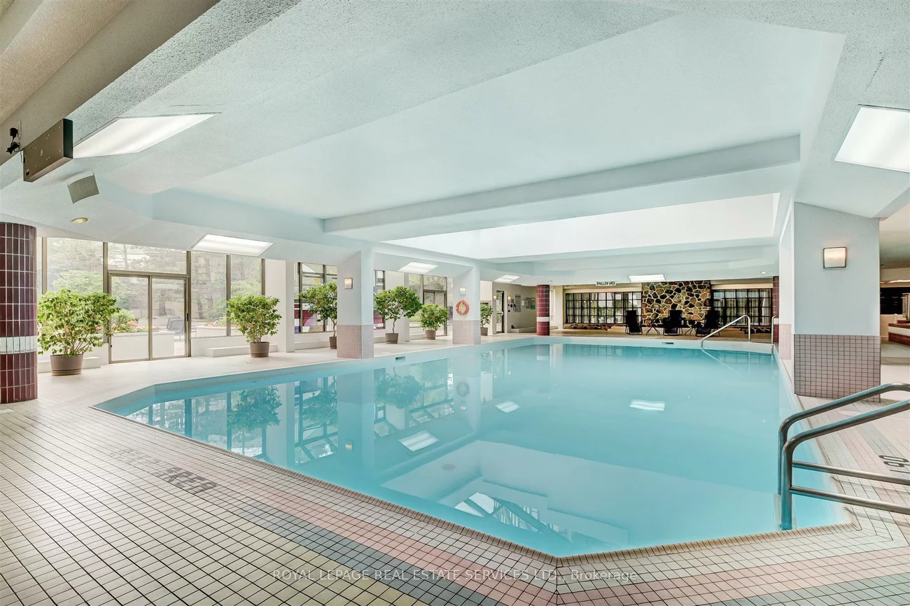 1320, Islington, Islington-City Centre West, Toronto