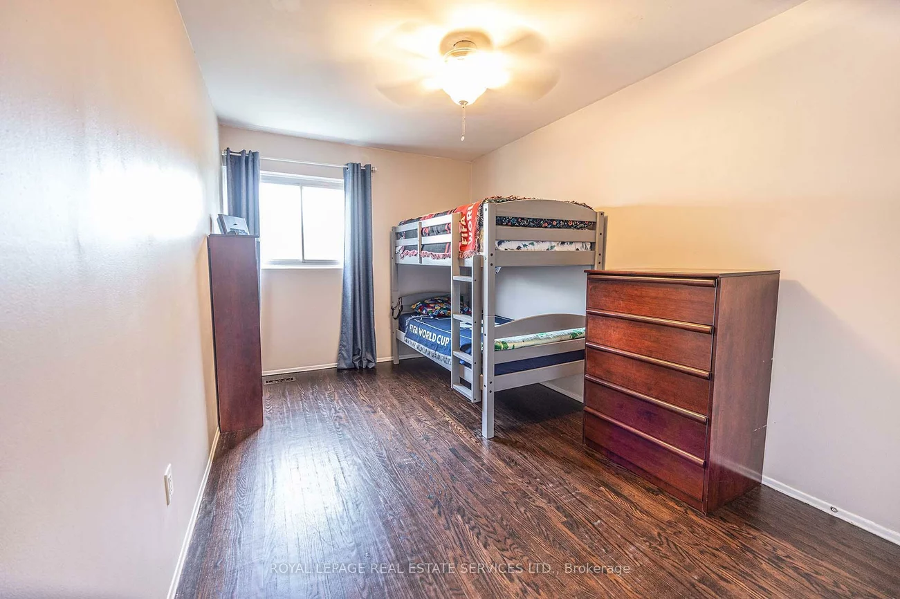 71, Old Burnhamthorpe, Markland Wood, Toronto