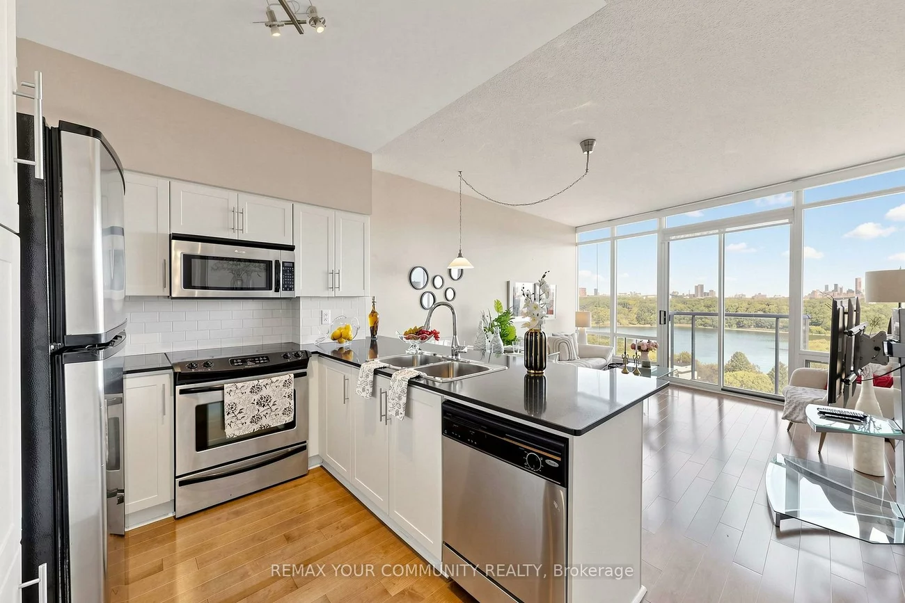 15, Windermere, High Park-Swansea, Toronto