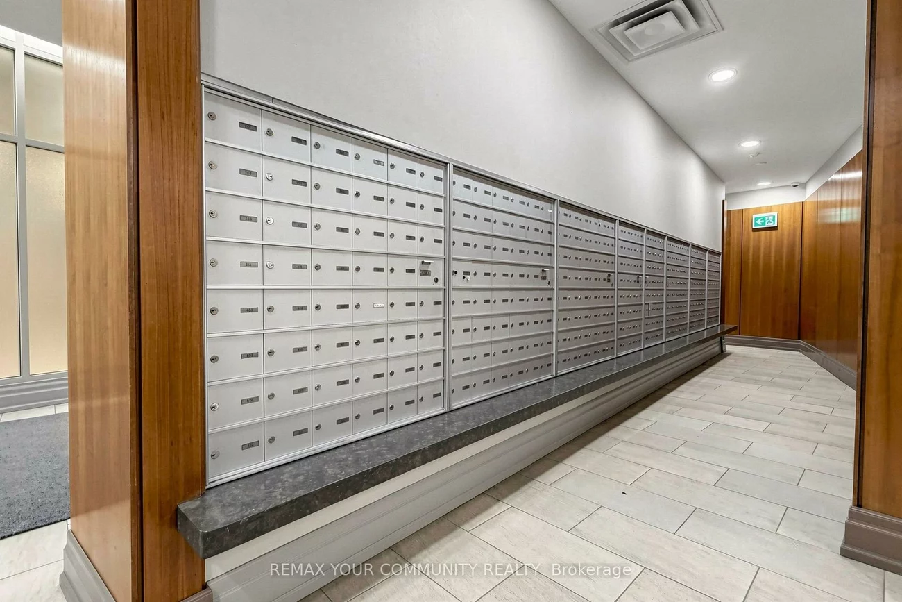 15, Windermere, High Park-Swansea, Toronto