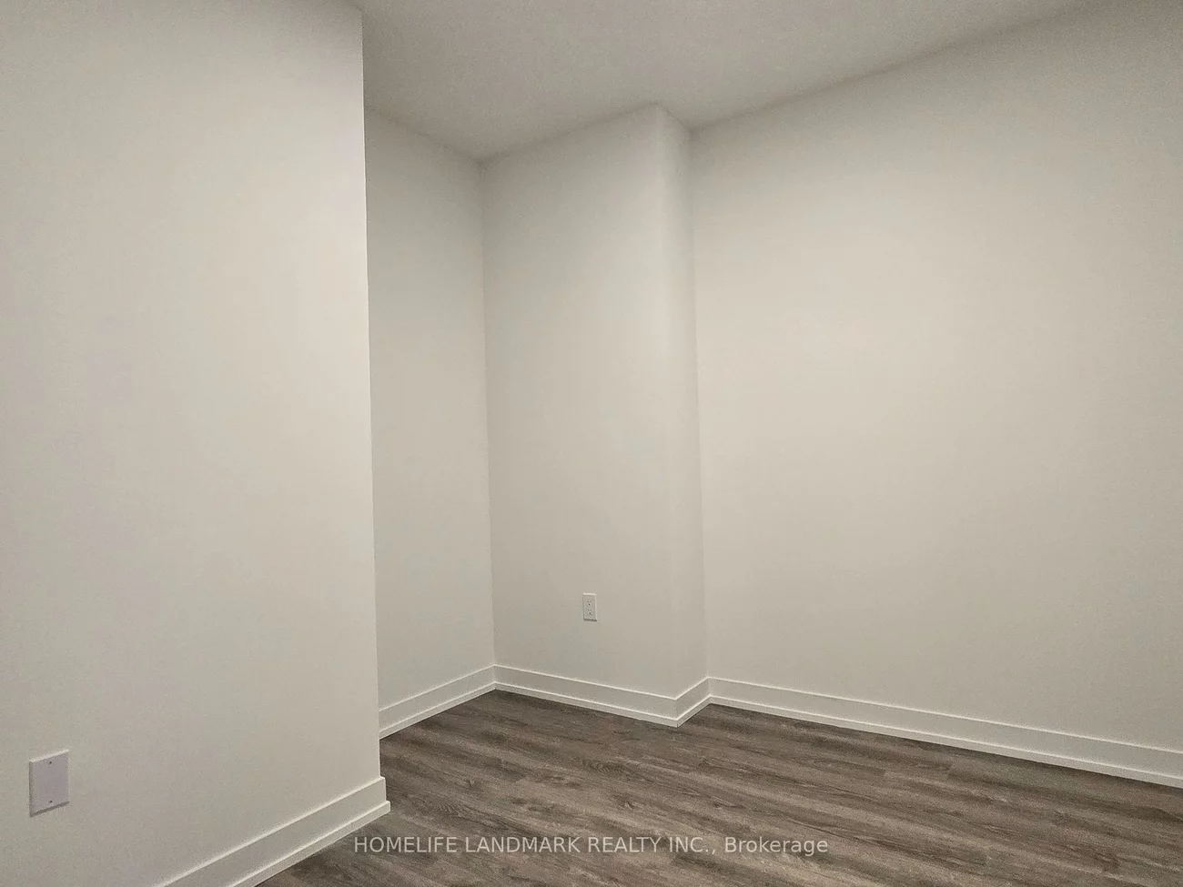 195, Commerce, Vaughan Corporate Centre, Vaughan