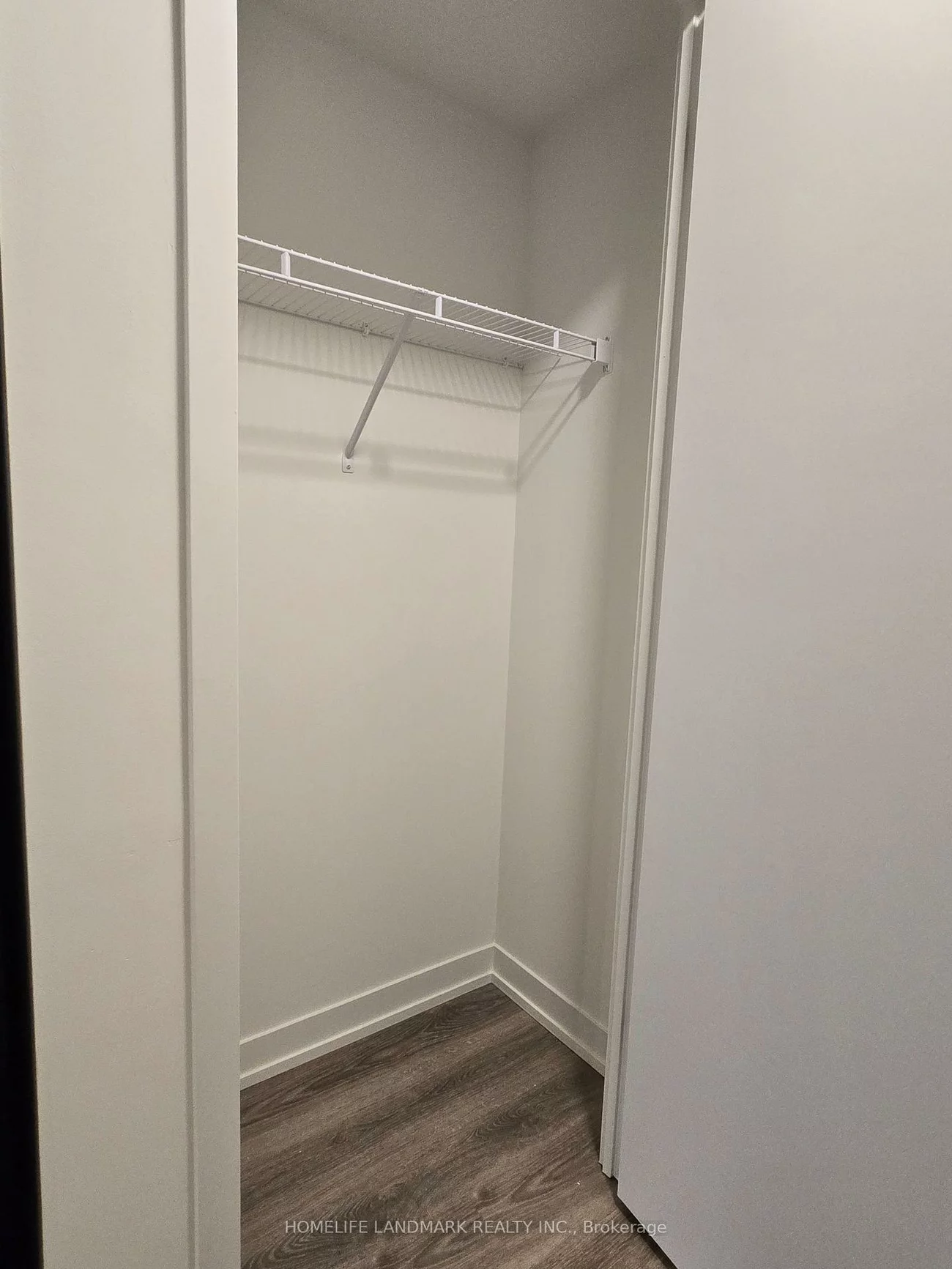 195, Commerce, Vaughan Corporate Centre, Vaughan