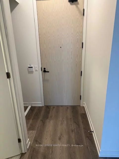 195, Commerce, Vaughan Corporate Centre, Vaughan