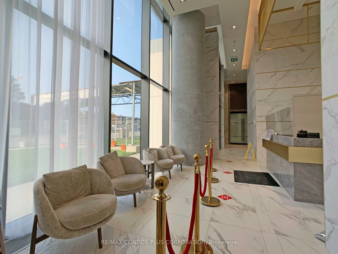 898, Portage, Vaughan Corporate Centre, Vaughan