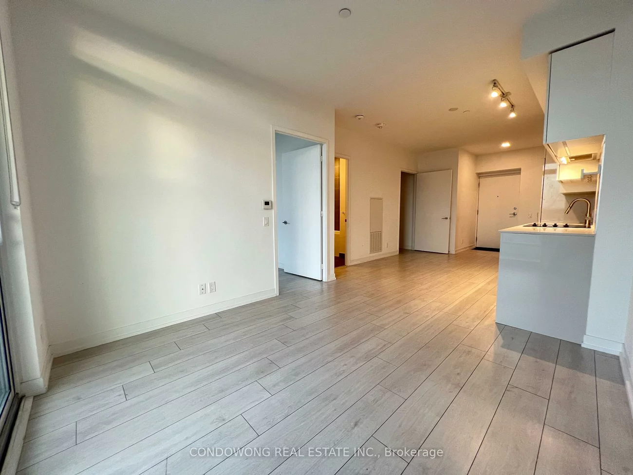 950, Portage, Vaughan Corporate Centre, Vaughan