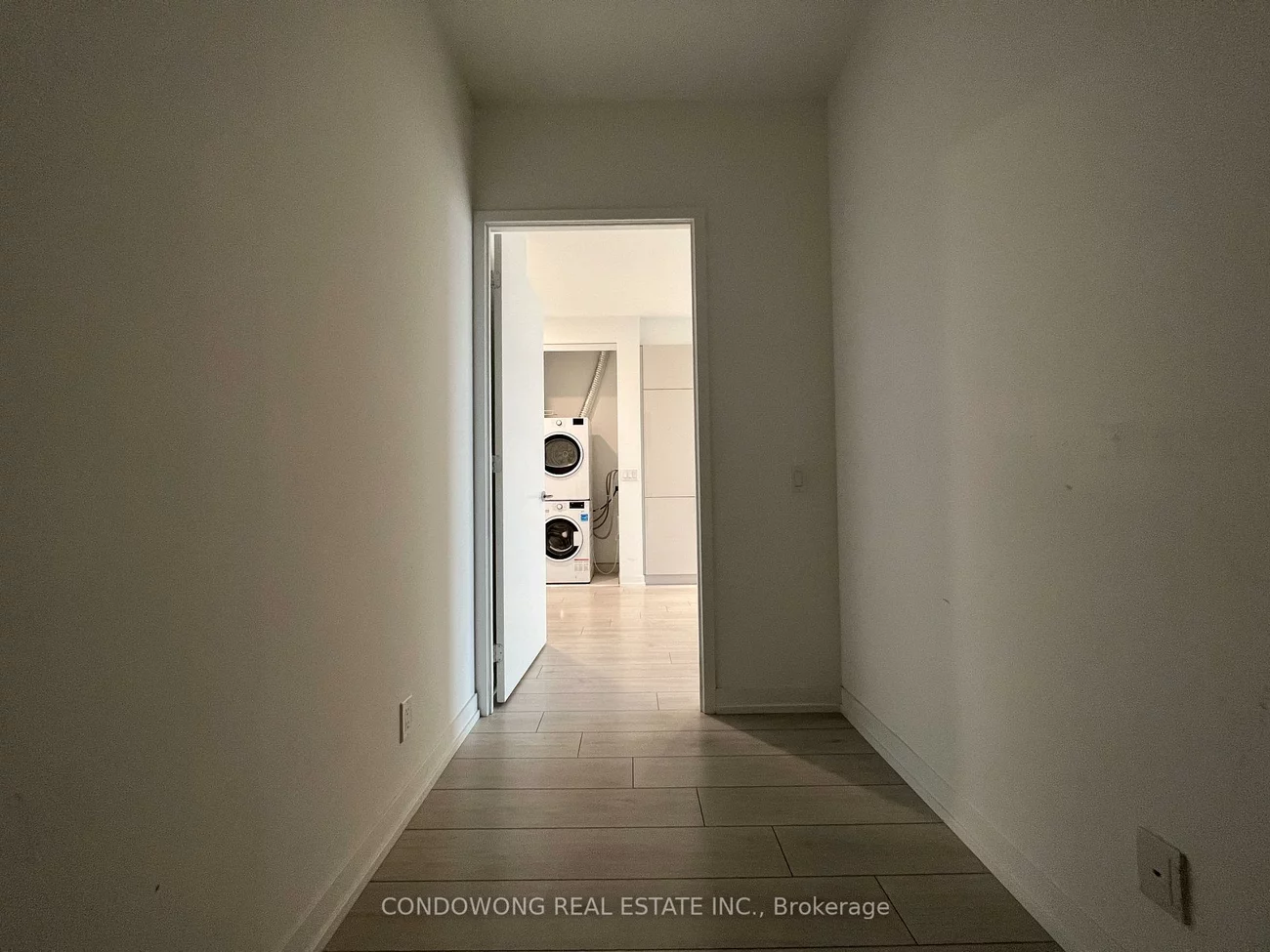 950, Portage, Vaughan Corporate Centre, Vaughan