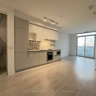 950, Portage, Vaughan Corporate Centre, Vaughan