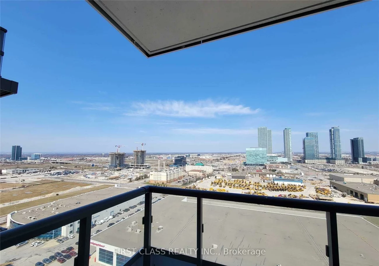 38, Honeycrisp, Vaughan Corporate Centre, Vaughan