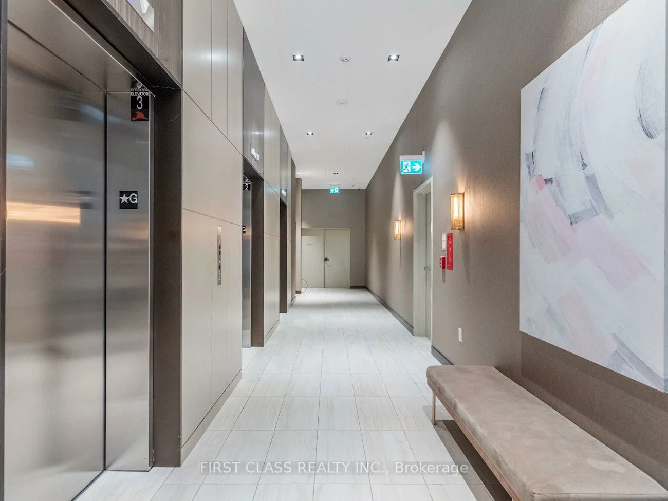 38, Honeycrisp, Vaughan Corporate Centre, Vaughan