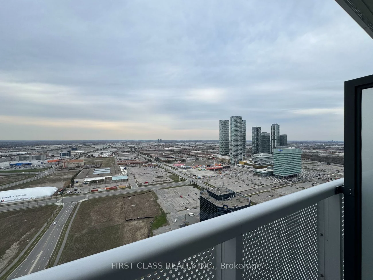 225, Commerce, Vaughan Corporate Centre, Vaughan