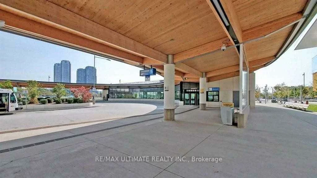 950, Portage, Vaughan Corporate Centre, Vaughan