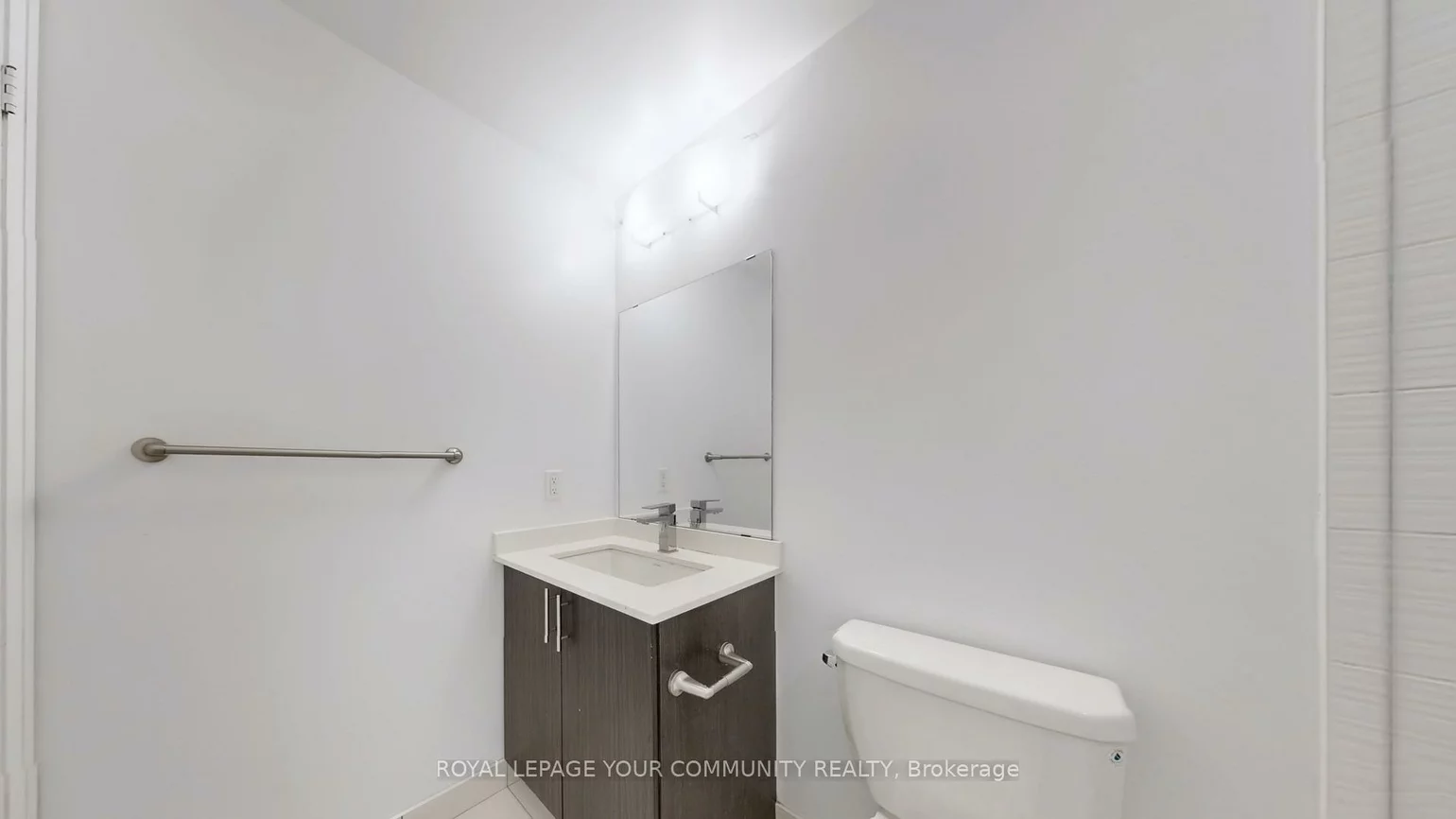 7900, Bathurst, Beverley Glen, Vaughan
