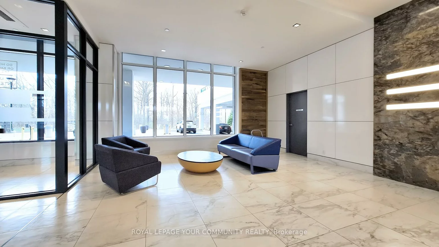 7900, Bathurst, Beverley Glen, Vaughan