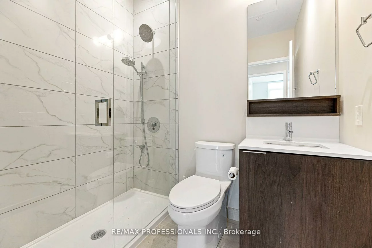 950, Portage, Vaughan Corporate Centre, Vaughan
