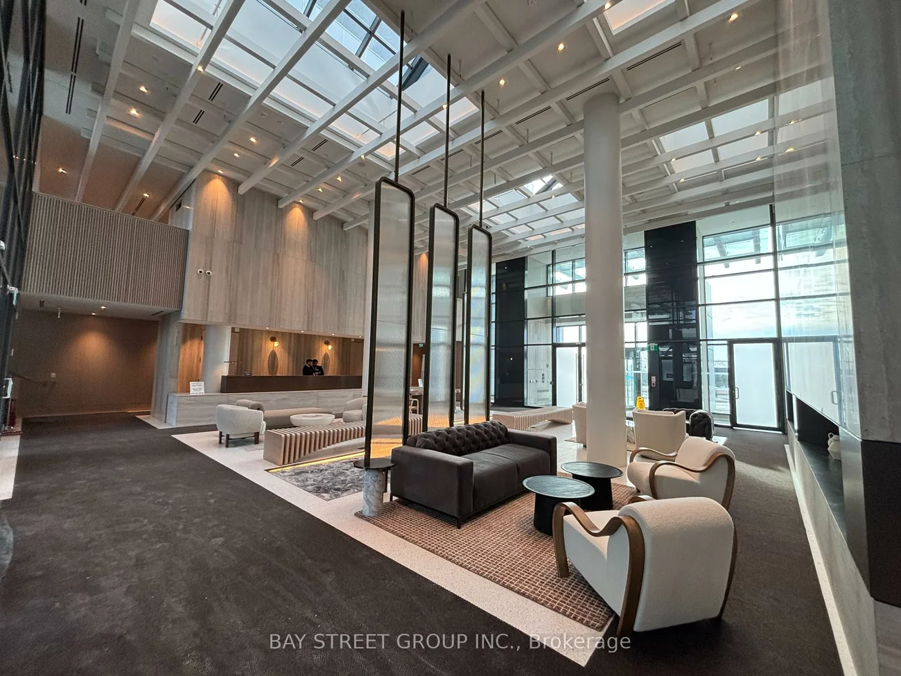 195, Commerce, Vaughan Corporate Centre, Vaughan