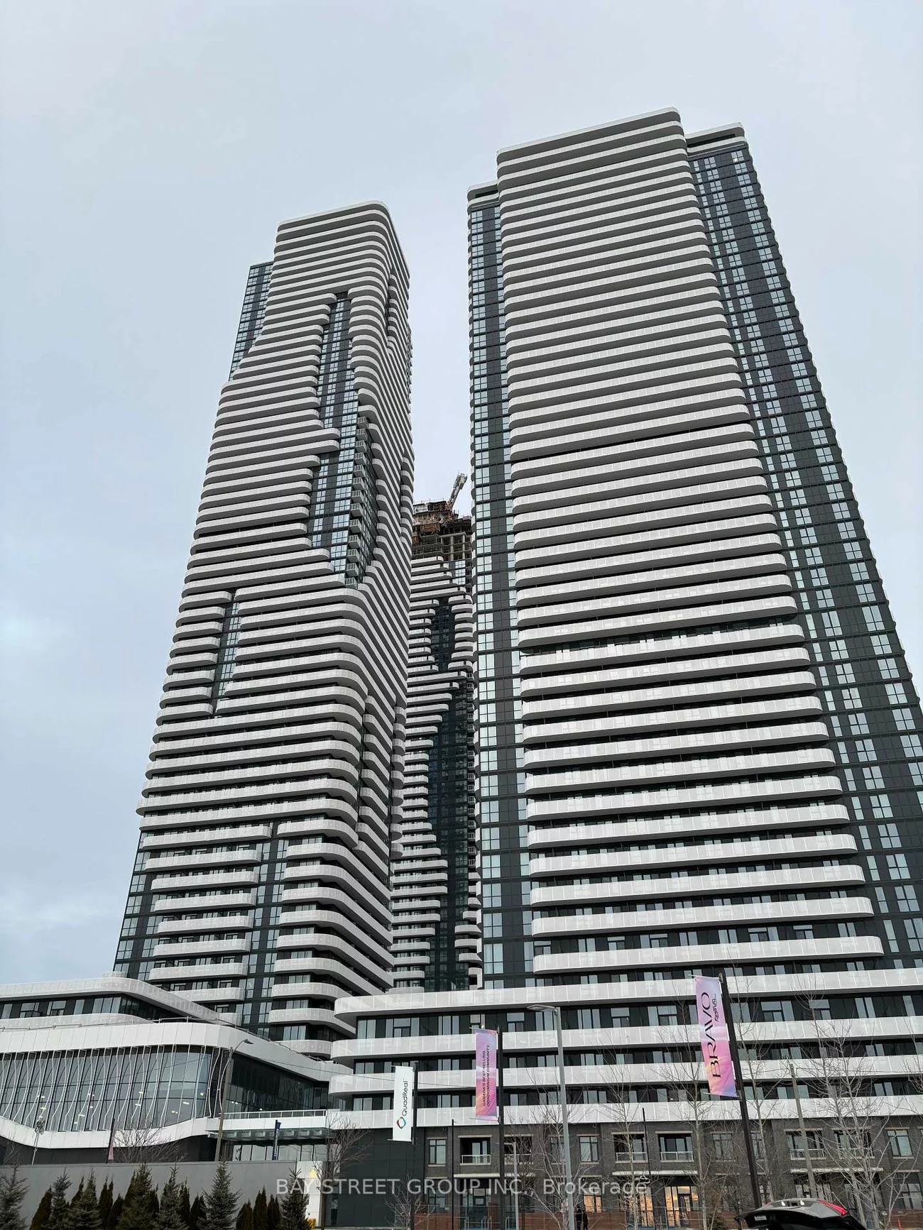 195, Commerce, Vaughan Corporate Centre, Vaughan