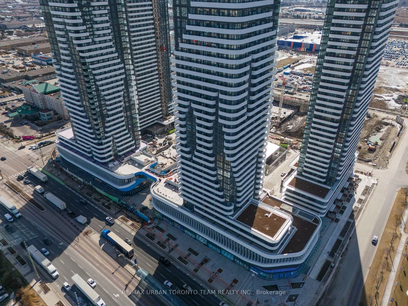 225, Commerce St, Vaughan Corporate Centre, Vaughan