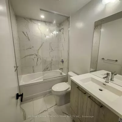 225, Commerce St, Vaughan Corporate Centre, Vaughan