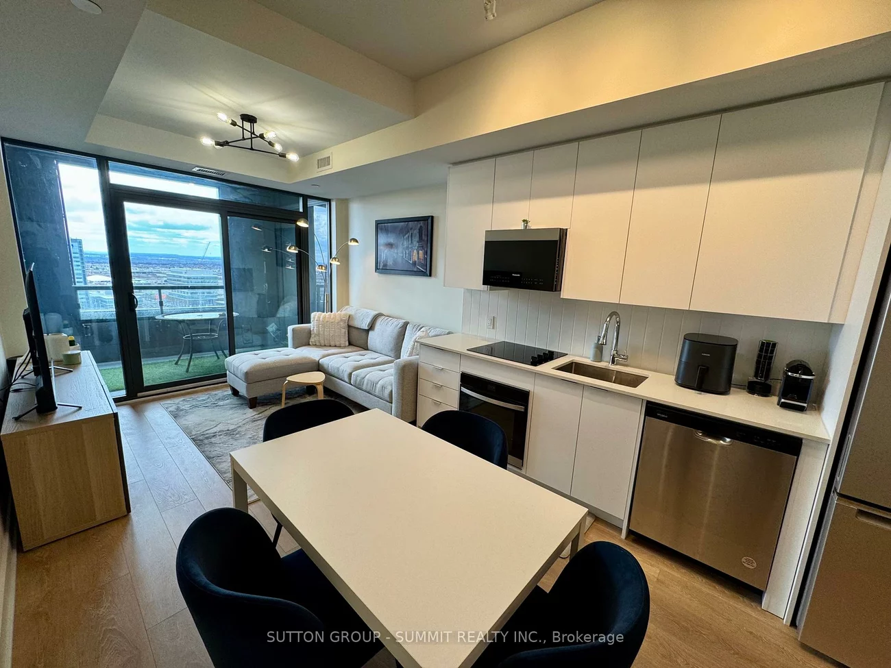 2920, Hwy  7, Vaughan Corporate Centre, Vaughan