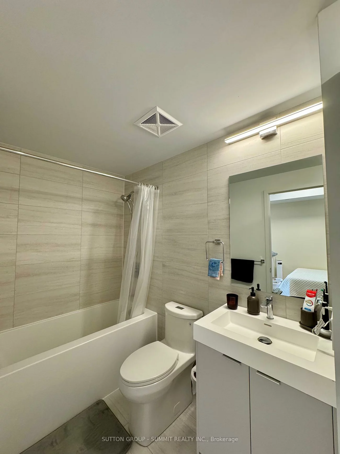 2920, Hwy  7, Vaughan Corporate Centre, Vaughan