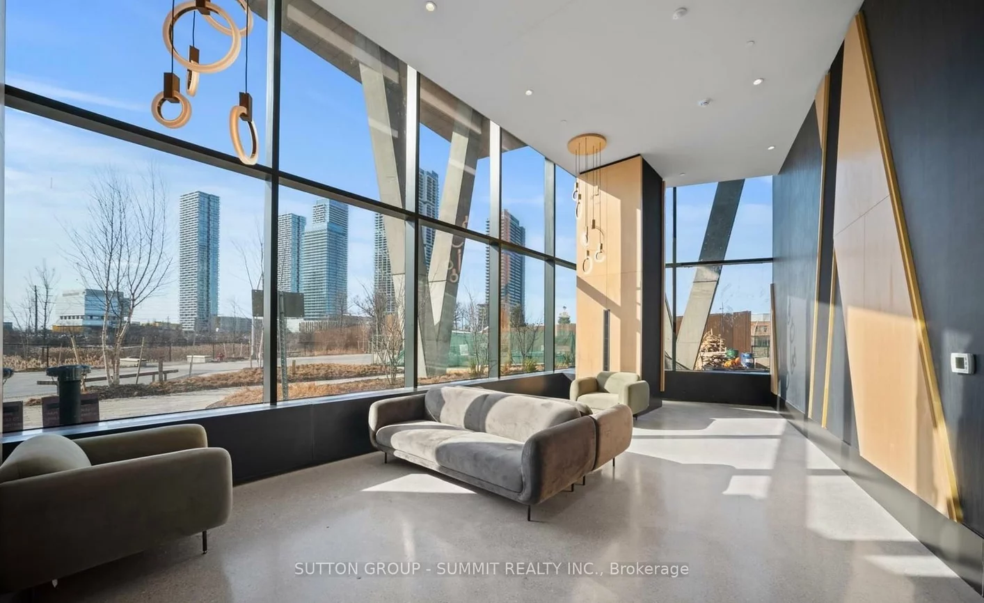2920, Hwy  7, Vaughan Corporate Centre, Vaughan