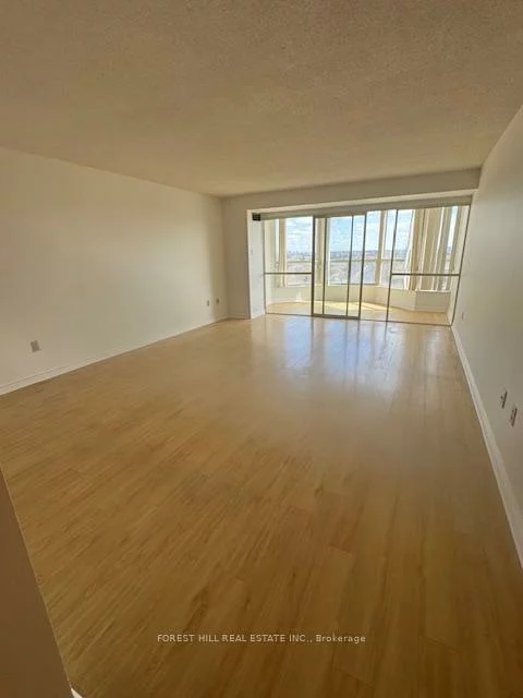 7300, Yonge, Crestwood-Springfarm-Yorkhill, Vaughan
