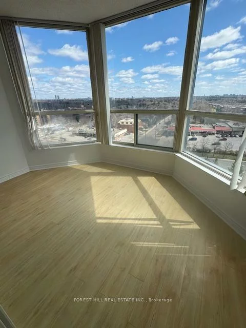 7300, Yonge, Crestwood-Springfarm-Yorkhill, Vaughan