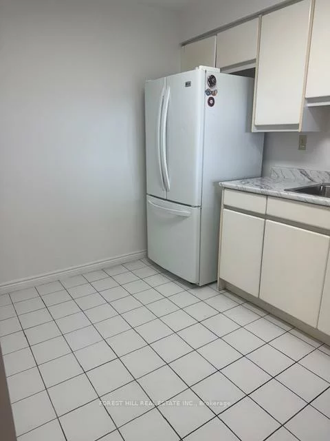 7300, Yonge, Crestwood-Springfarm-Yorkhill, Vaughan