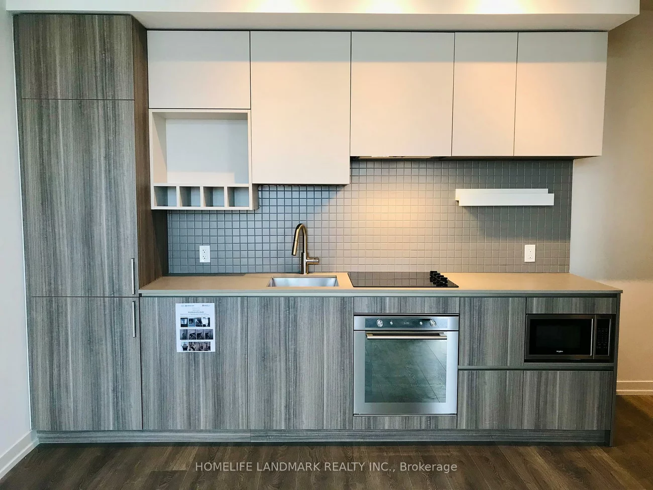 898, Portage, Vaughan Corporate Centre, Vaughan