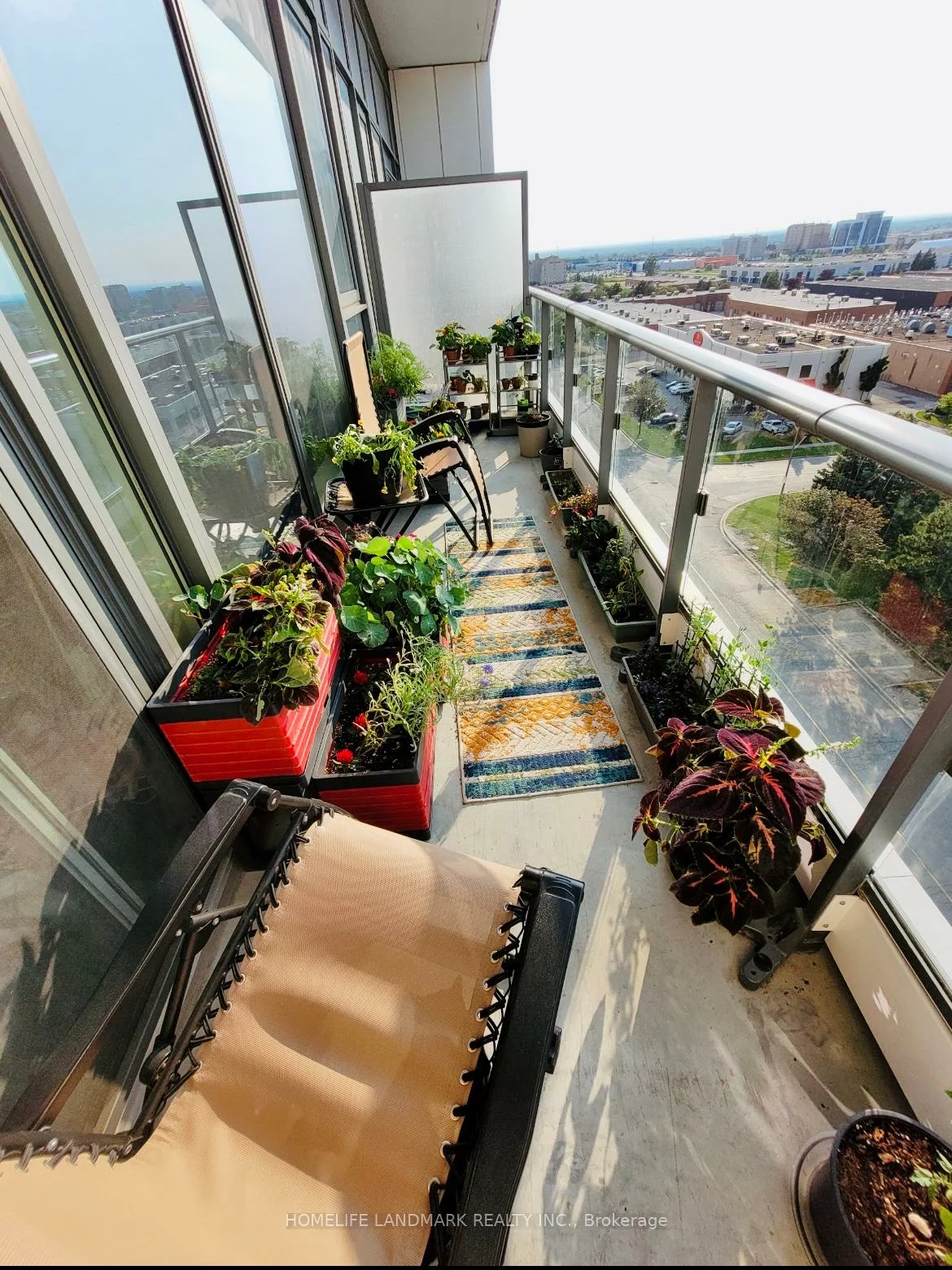 898, Portage, Vaughan Corporate Centre, Vaughan