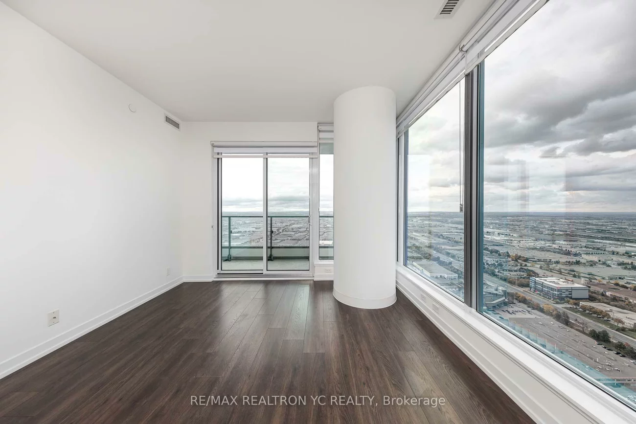 898, Portage, Vaughan Corporate Centre, Vaughan