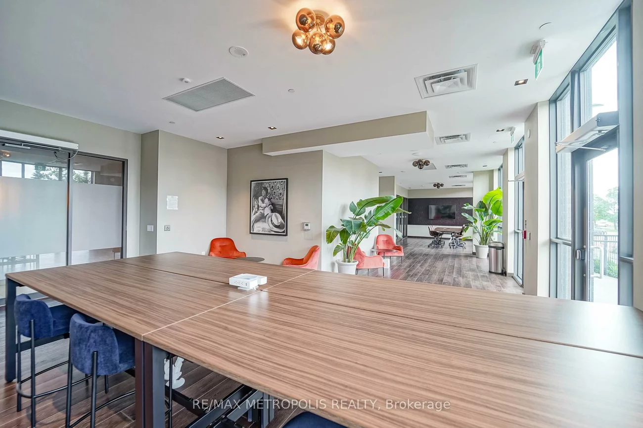 10, Honeycrisp, Vaughan Corporate Centre, Vaughan
