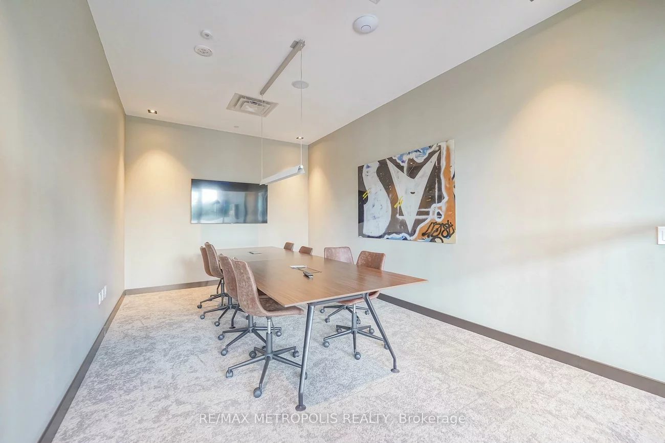 10, Honeycrisp, Vaughan Corporate Centre, Vaughan