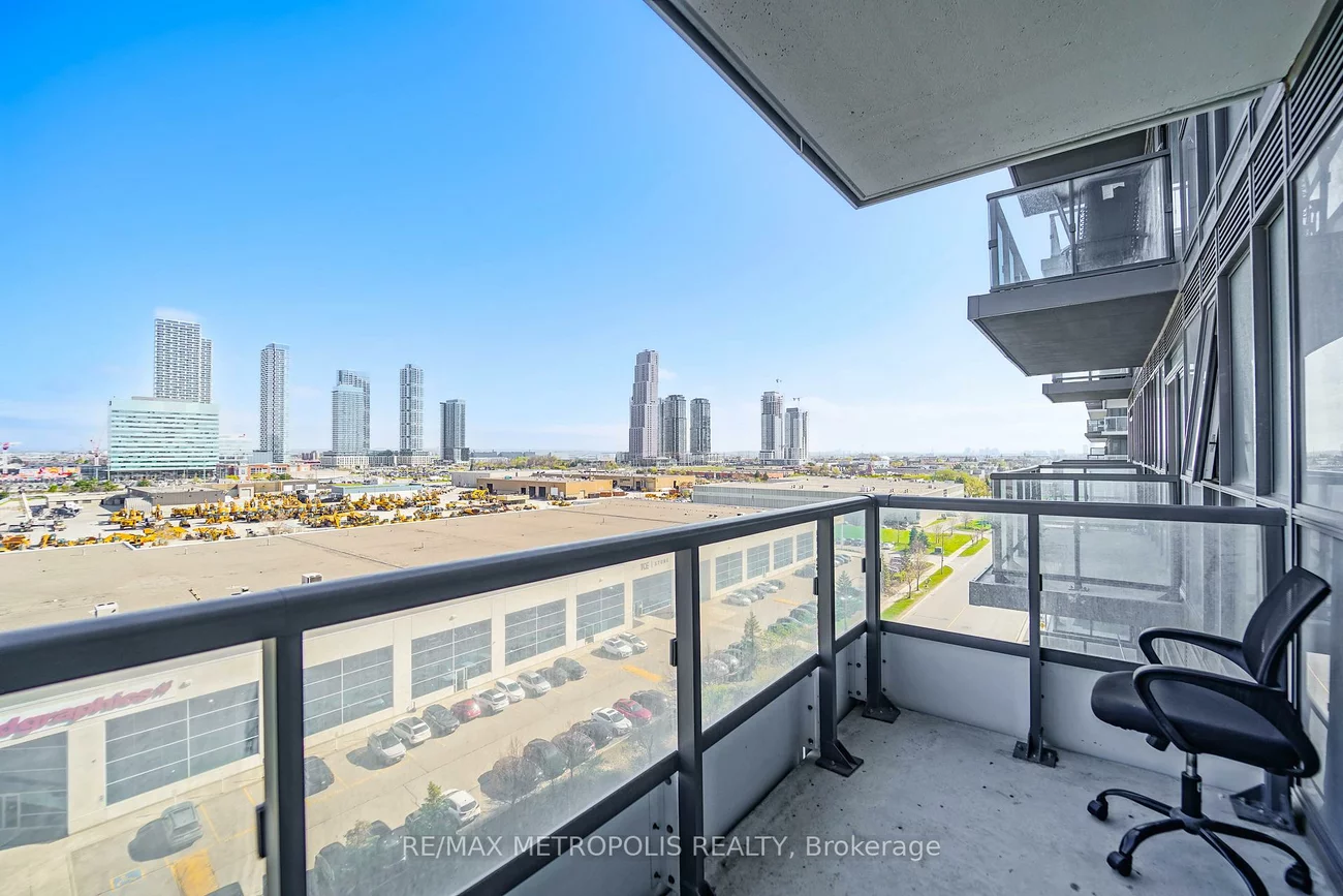 10, Honeycrisp, Vaughan Corporate Centre, Vaughan