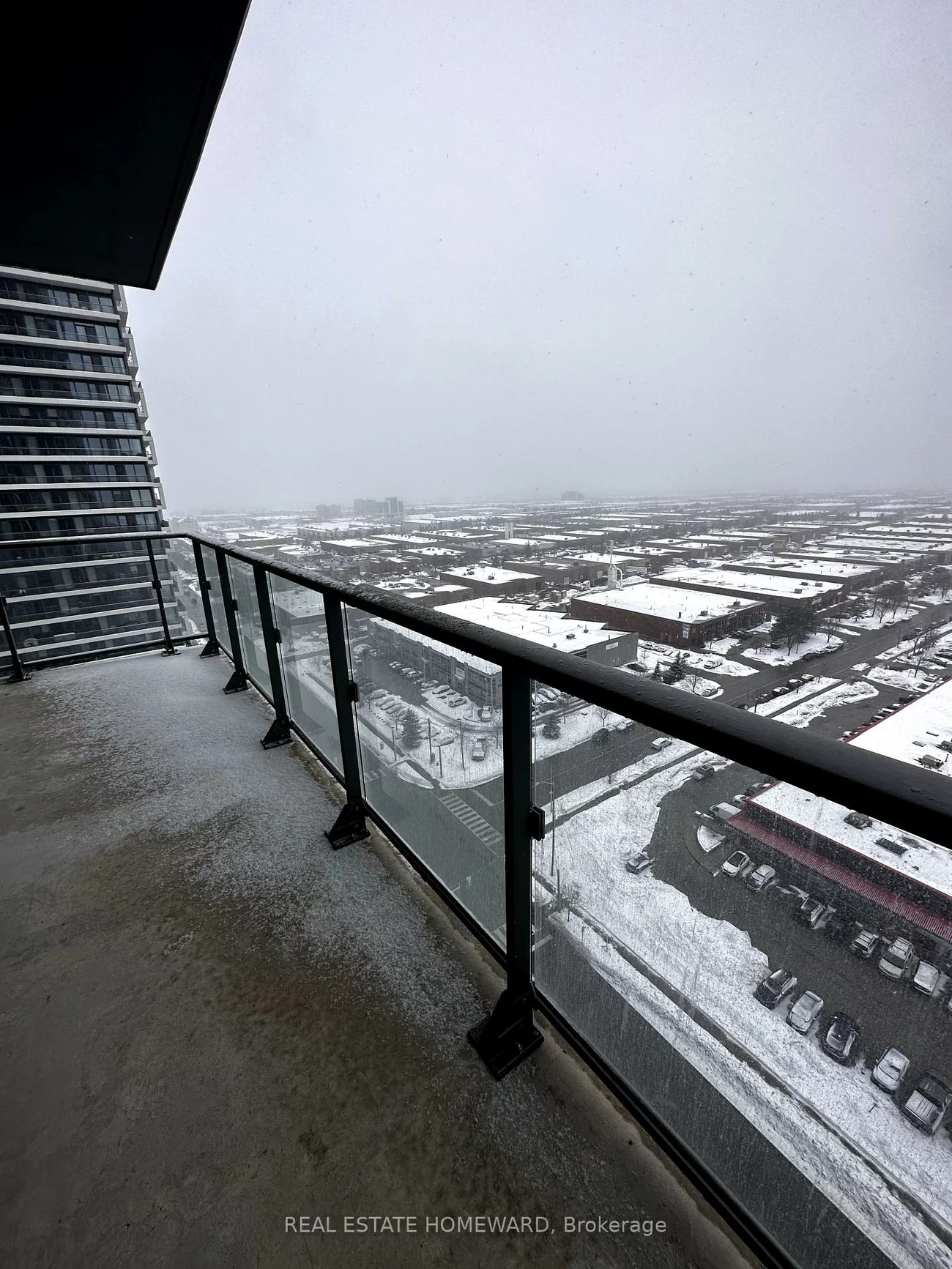 1000, Portage, Vaughan Corporate Centre, Vaughan