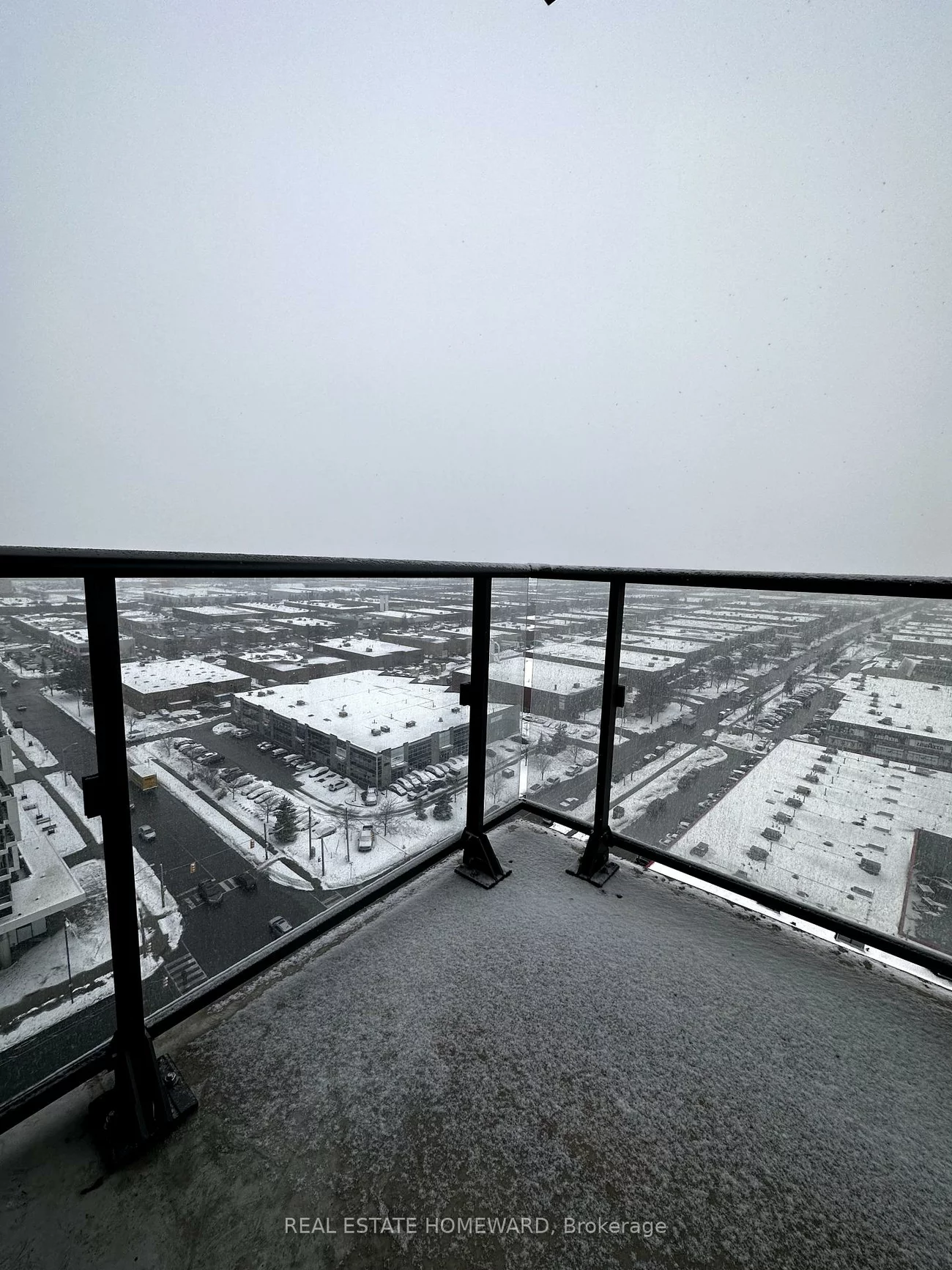 1000, Portage, Vaughan Corporate Centre, Vaughan
