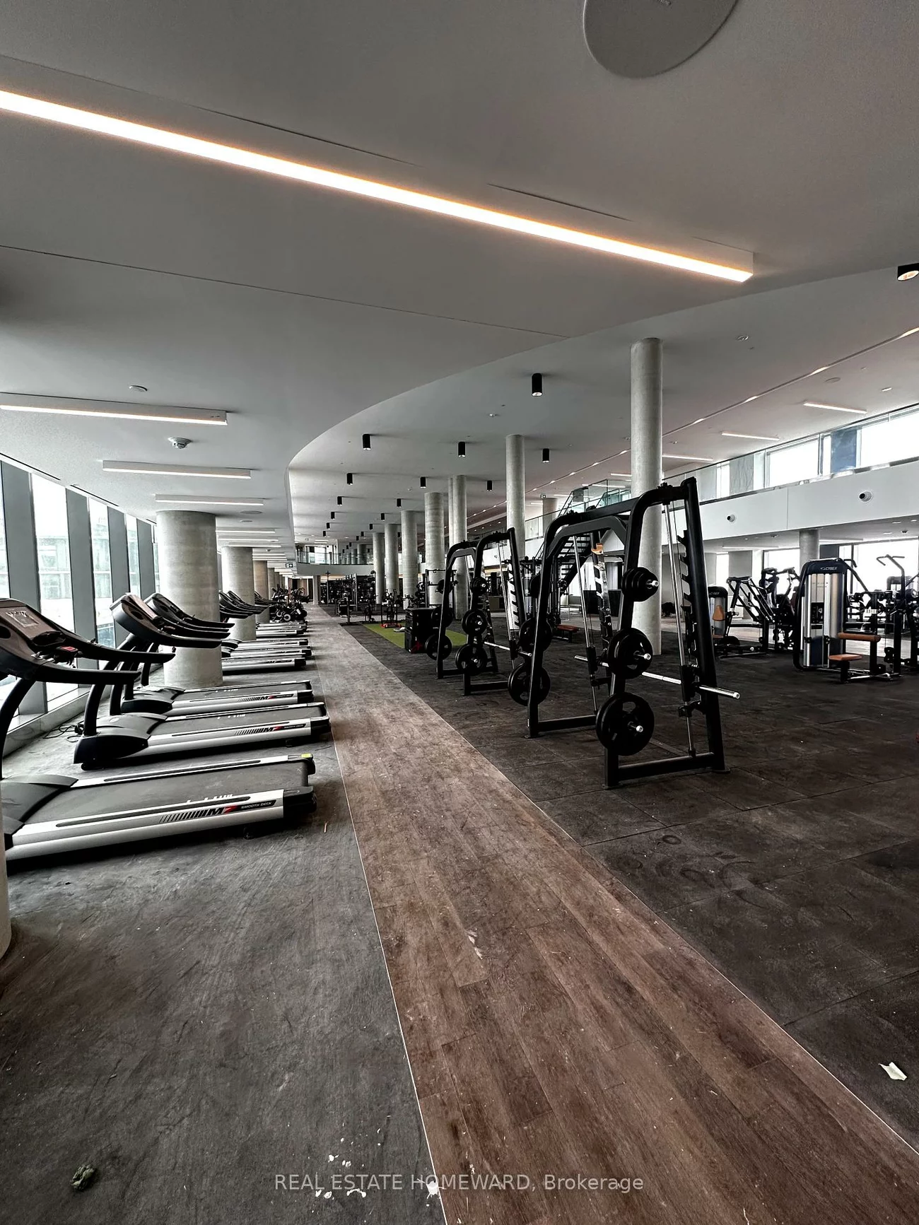 1000, Portage, Vaughan Corporate Centre, Vaughan