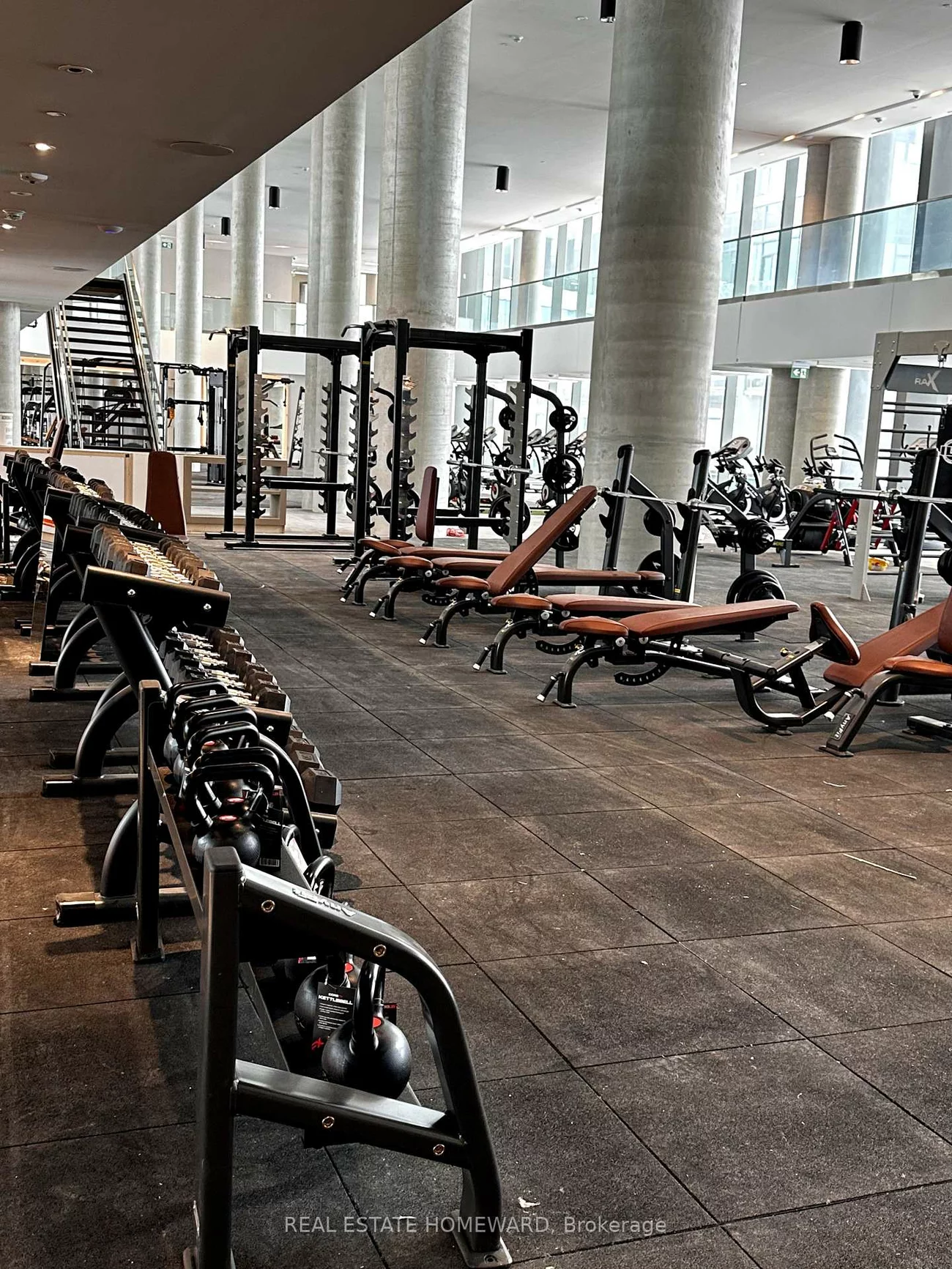 1000, Portage, Vaughan Corporate Centre, Vaughan