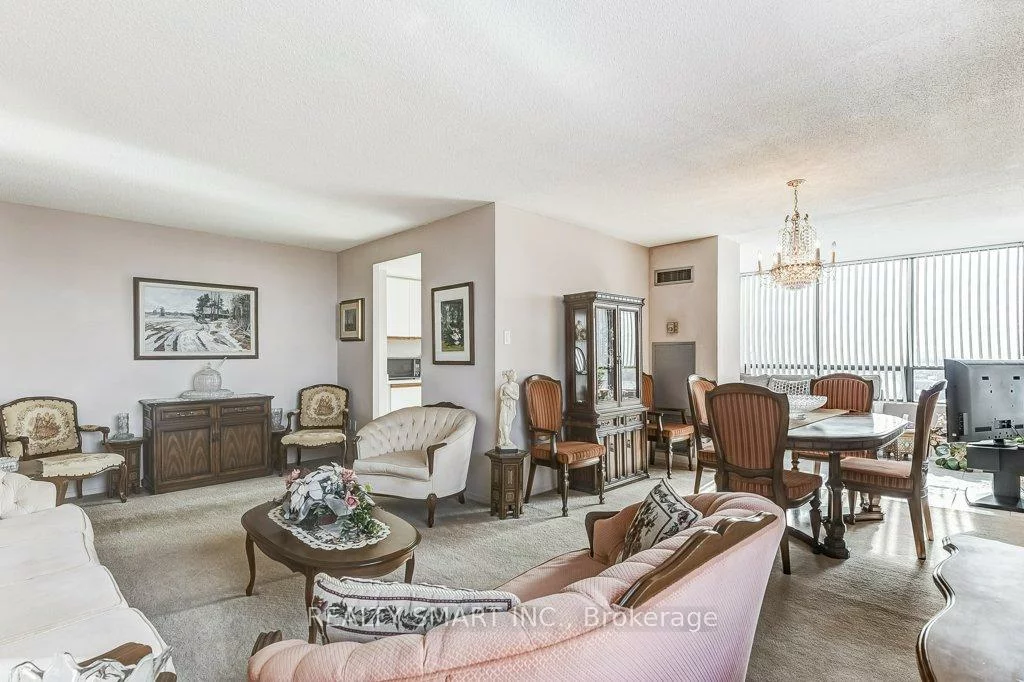 7601, Bathurst, Crestwood-Springfarm-Yorkhill, Vaughan