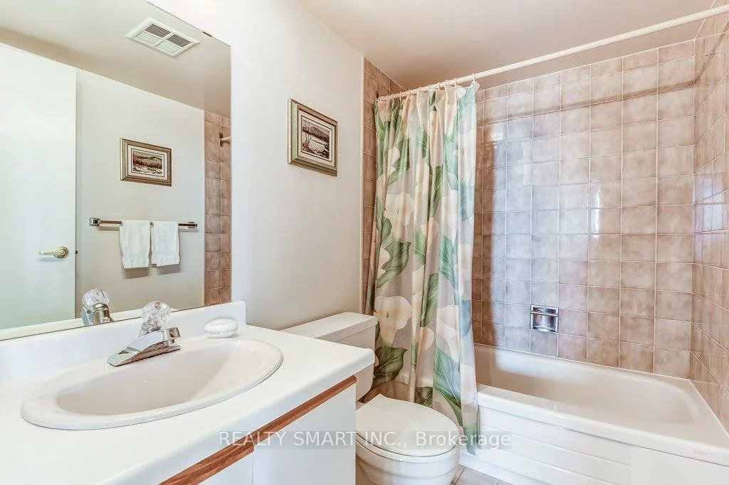 7601, Bathurst, Crestwood-Springfarm-Yorkhill, Vaughan